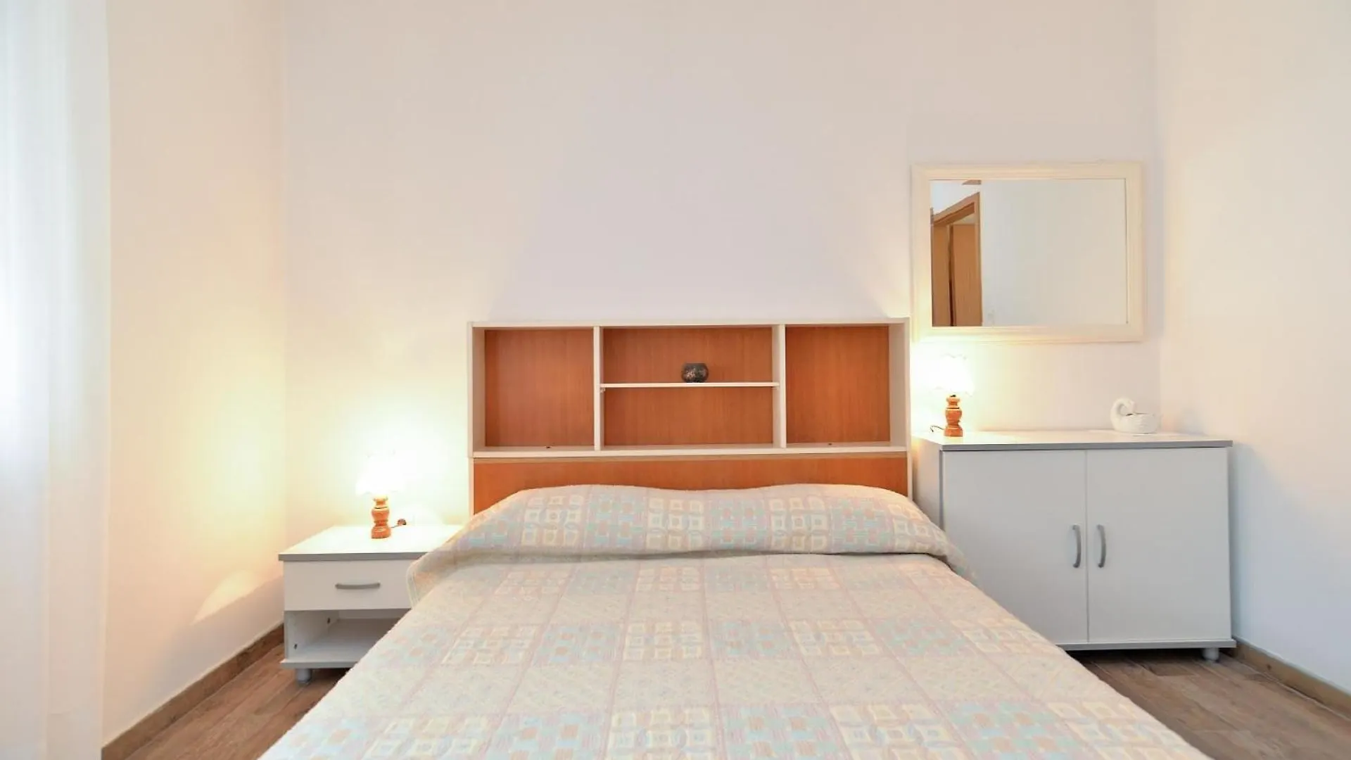 Ferienwohnung Fuer 2 Personen Ca 30 Qm In Pula-Fondole, Istrien Istrische Riviera 0*, Pula Croatia